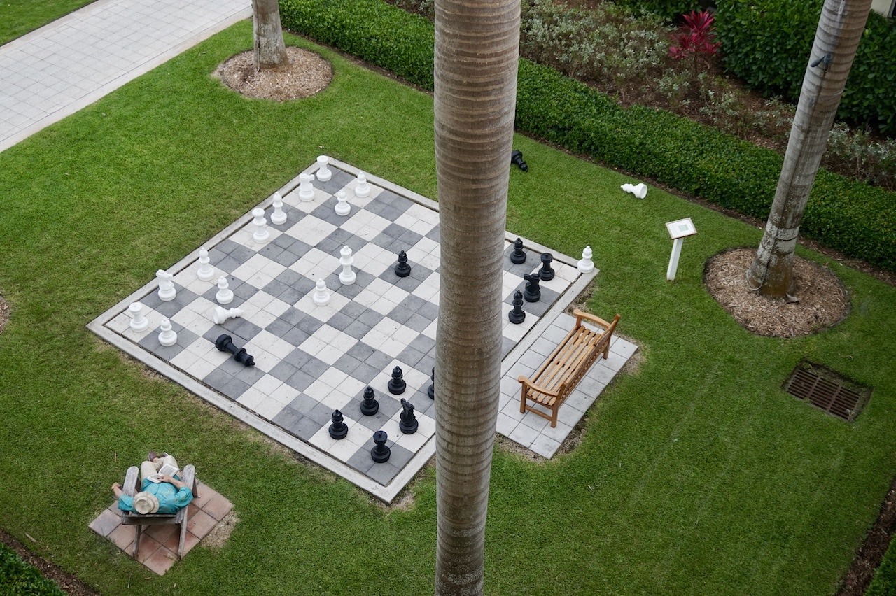 Jumbo chess board