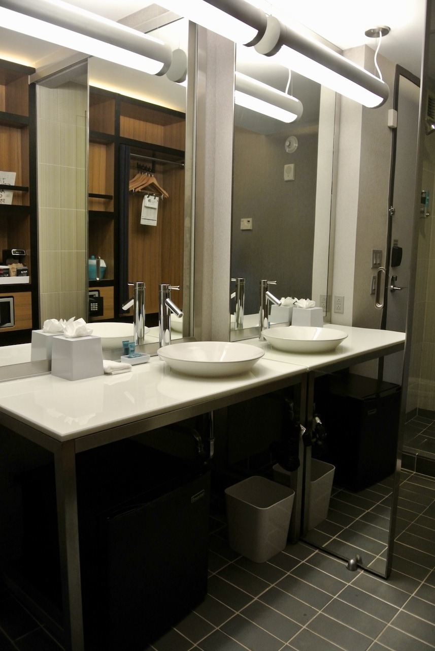 Bathroom vanity