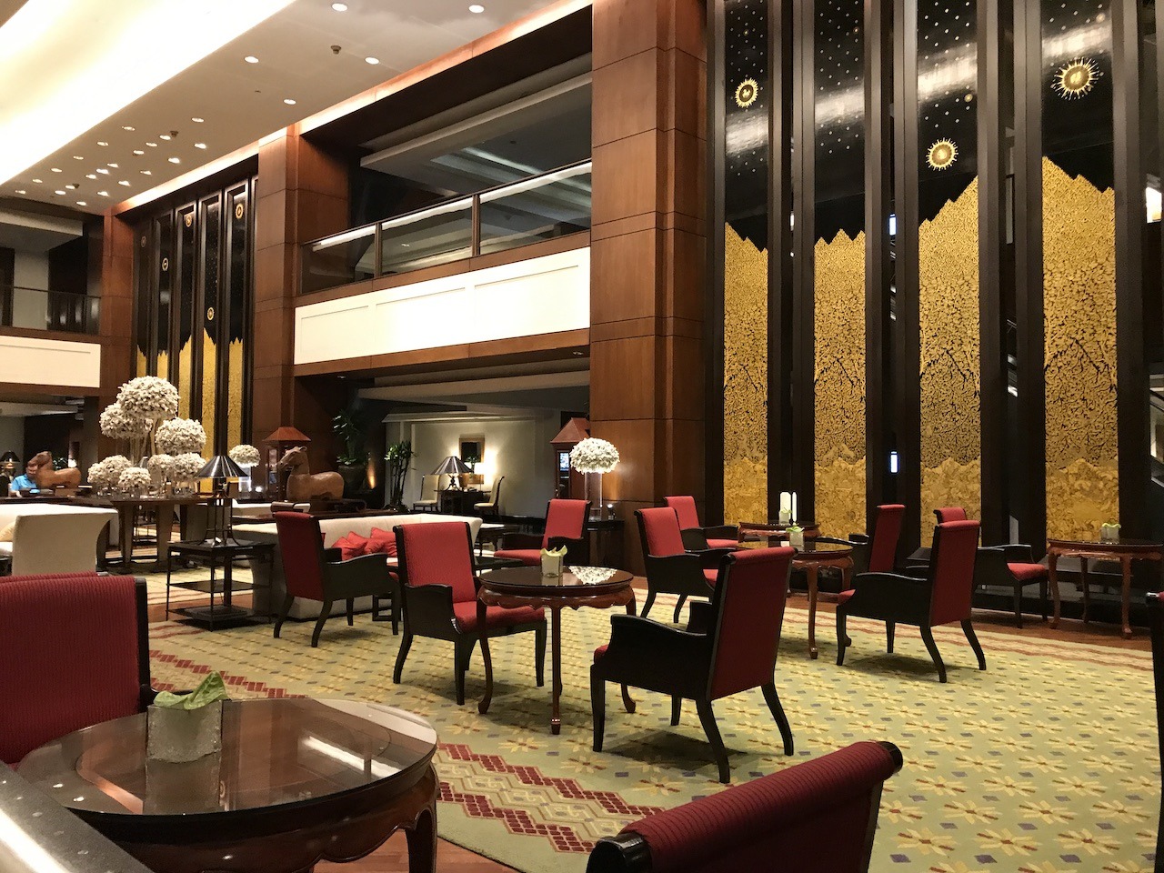 JW Marriott Bangkok Lobby seating