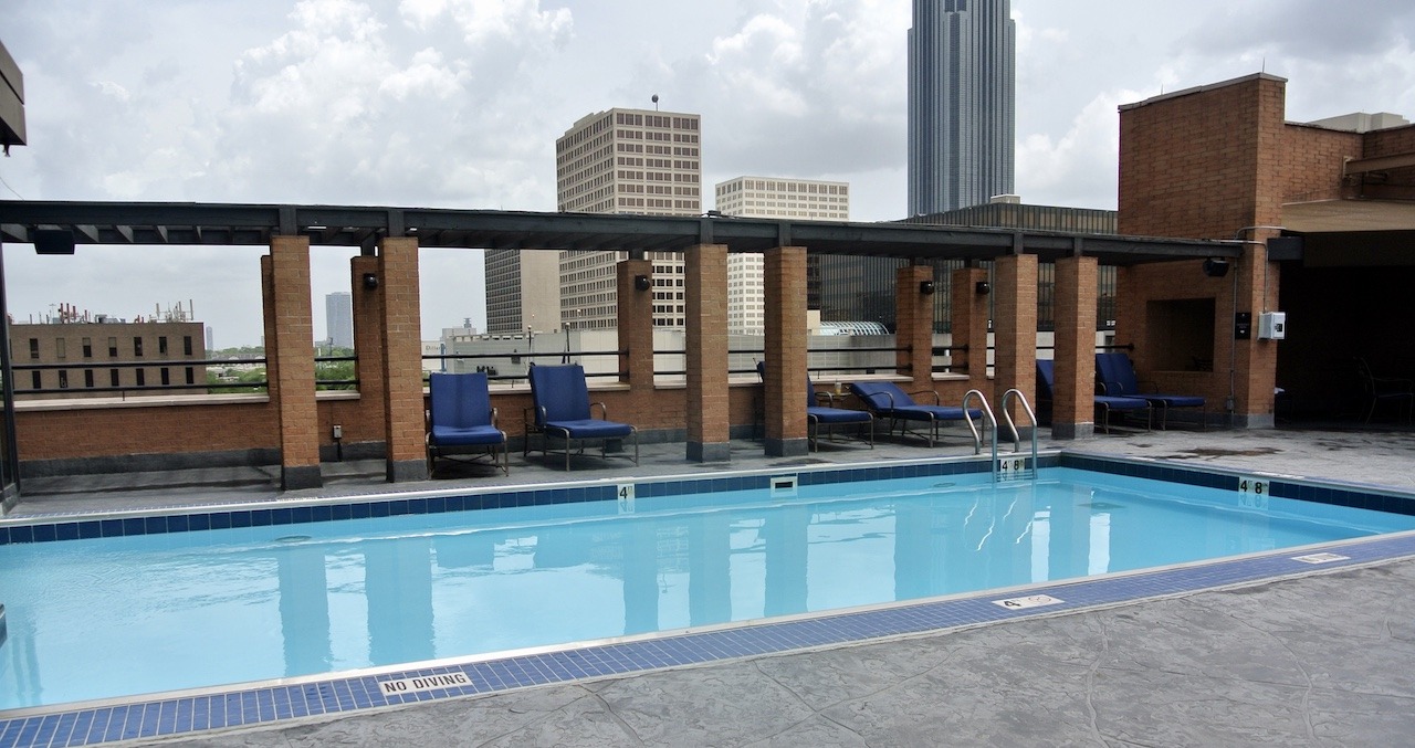 JW Marriott Houston outdoor pool