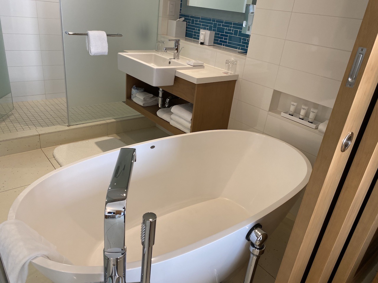 Grand Hyatt Baha Mar suite master bathroom soaking tub