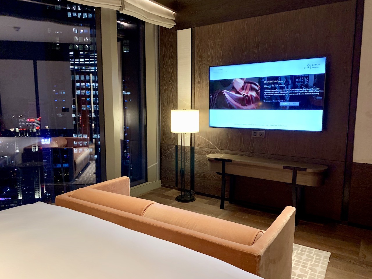 Park Hyatt Shenzhen bedroom bench