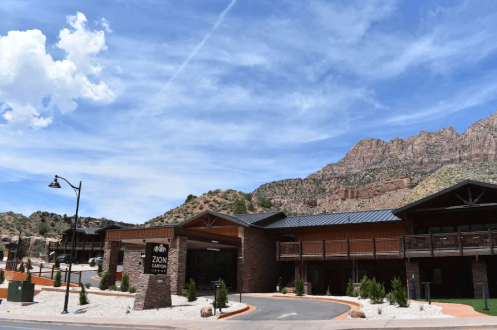 Zion Canyon Lodge is one of the best budget hotels near Zion National Park