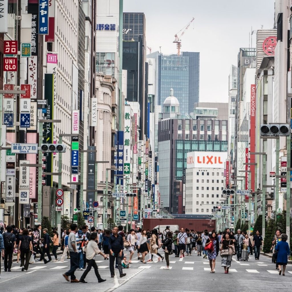 Chuo Dori, Ginza Tokyo, A great place to spend a day in Tokyo