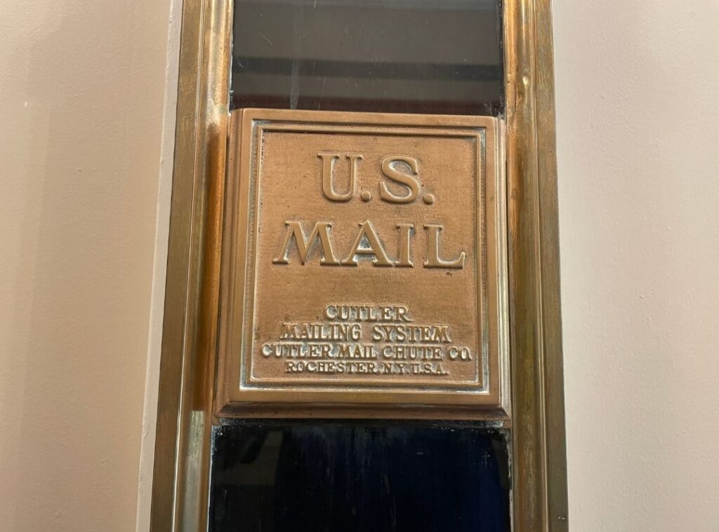 The Royal Hawaiian Hotel U.S. Mail Drop