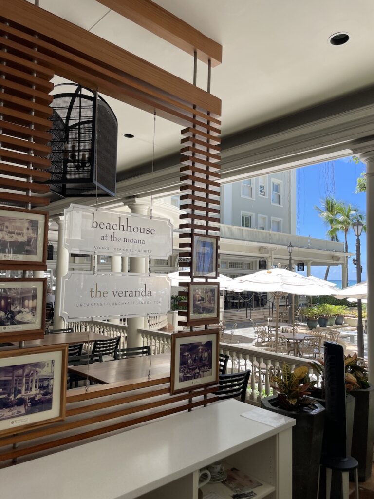 Review & Video: Moana Surfrider, Waikiki Beach Beauty