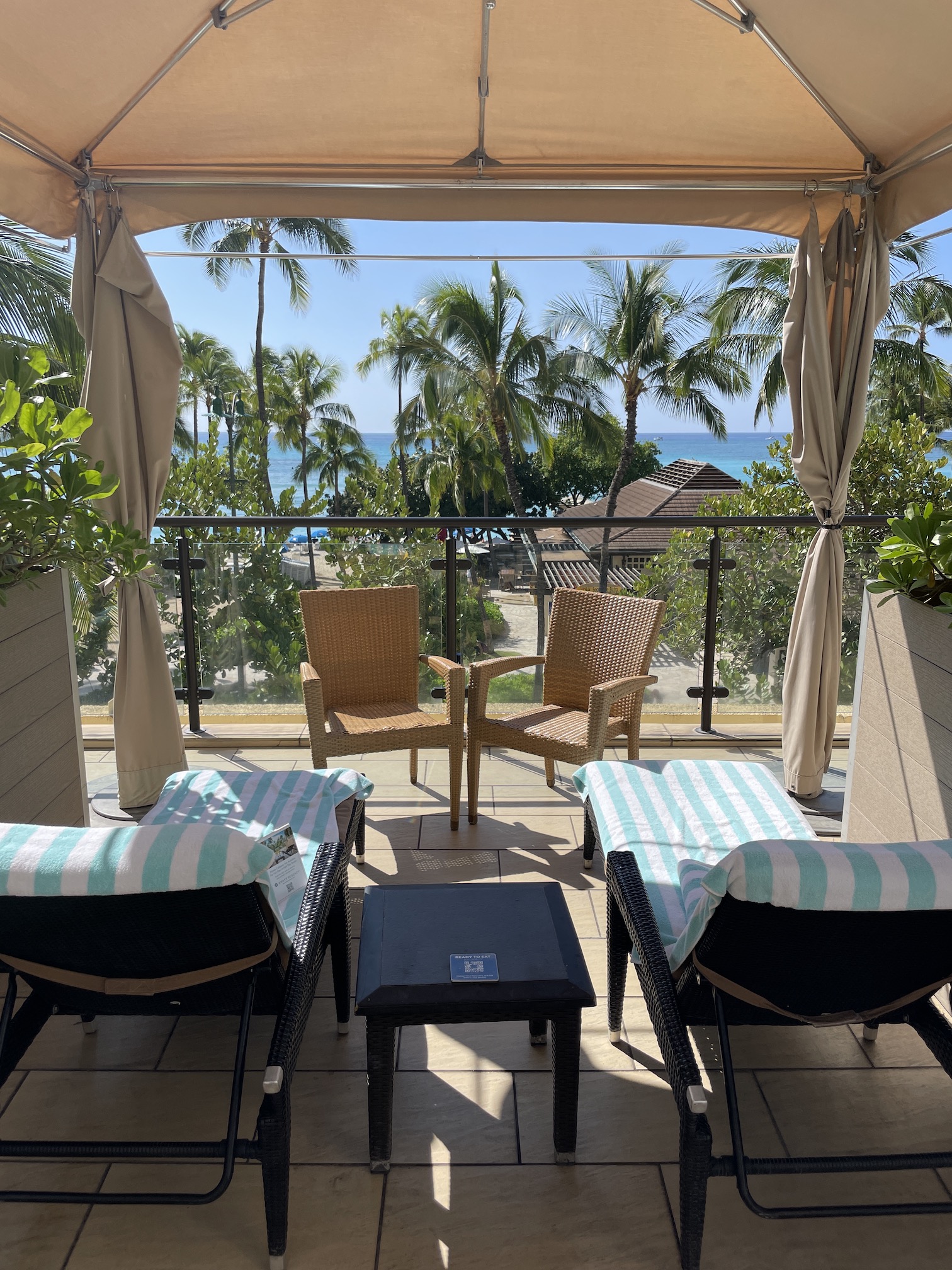 Review: Hyatt Regency Waikiki, Amazing With An Achilles Heel