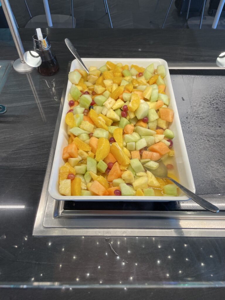 Review: American Express Centurion Lounge Phoenix – Small & Efficient