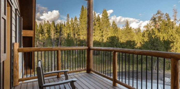 luxury hotels in Yellowstone