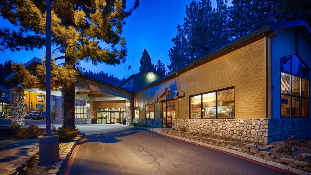 The empeiria High Sierra Hotel