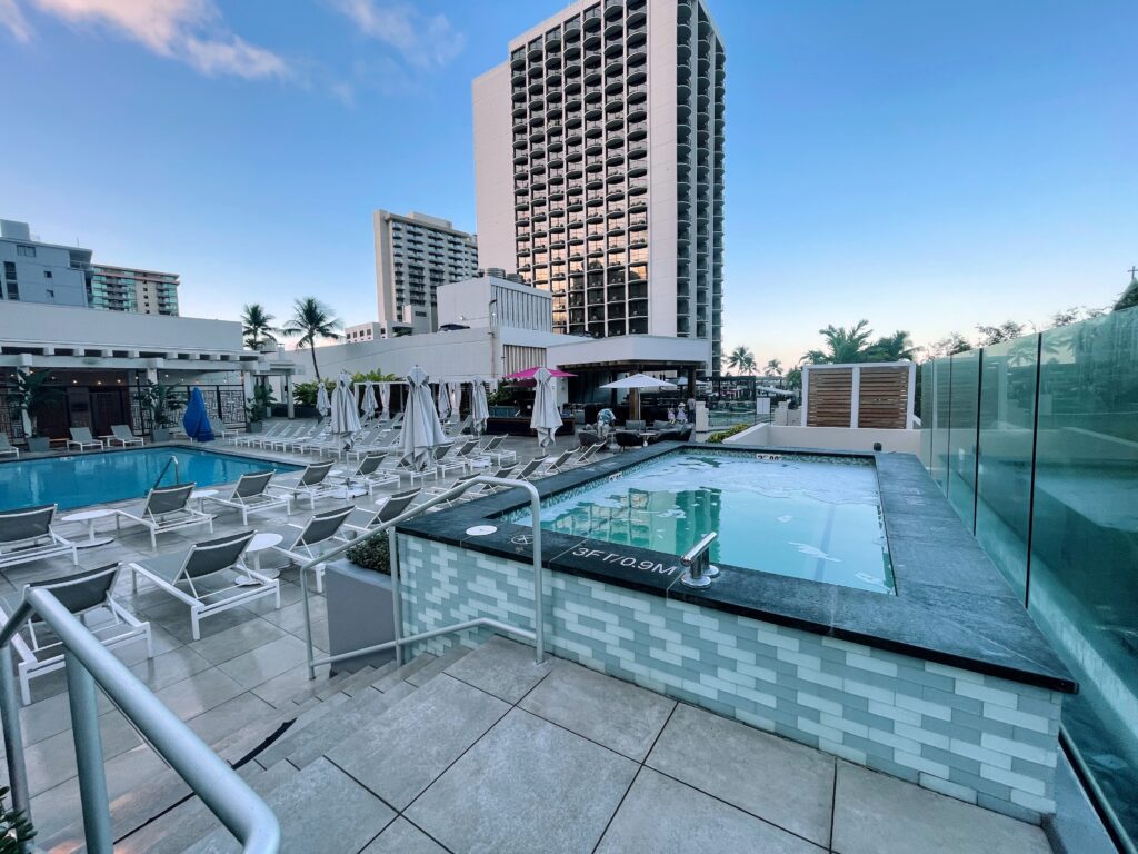 Waikiki Beach Marriott Resort & Spa – Hotel Review