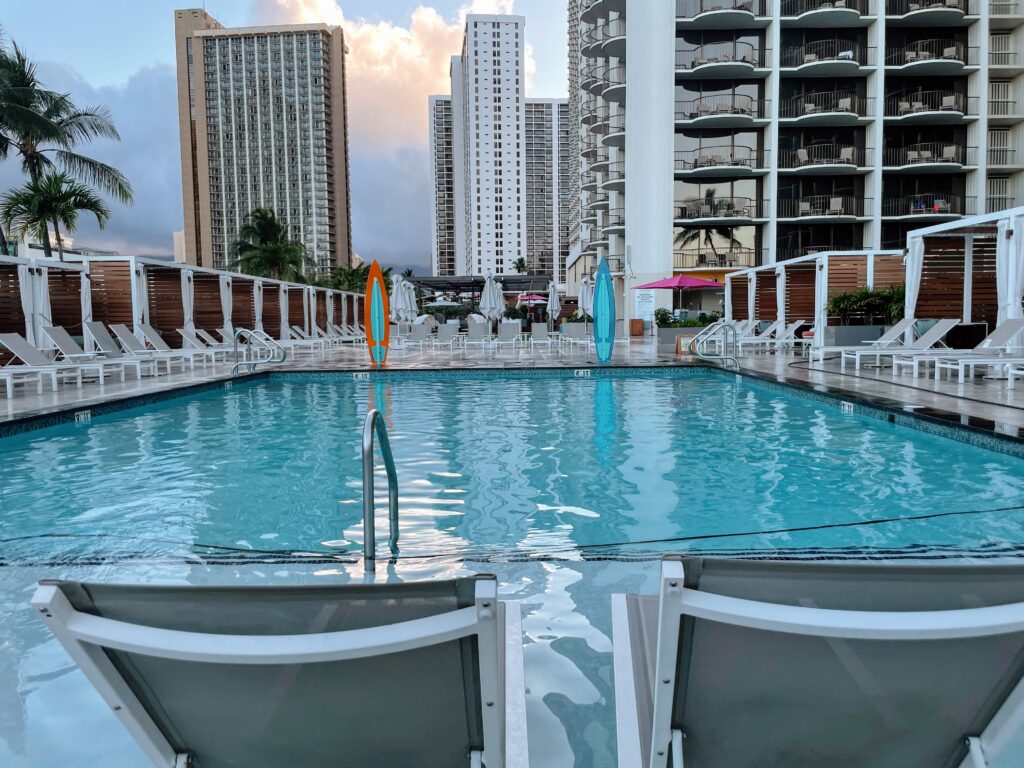 Which Waikiki hotels have the best pools?