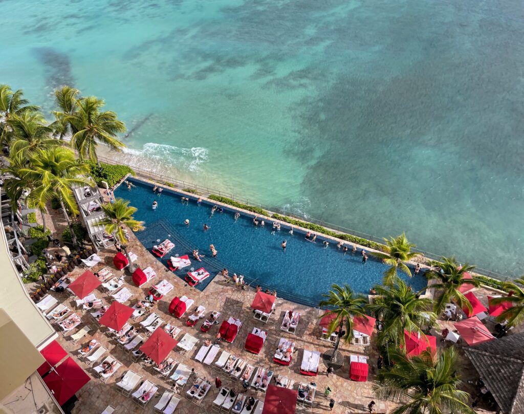 5 Key Features To Know When Deciding Between The Sheraton Waikiki Vs. Royal Hawaiian Hotel