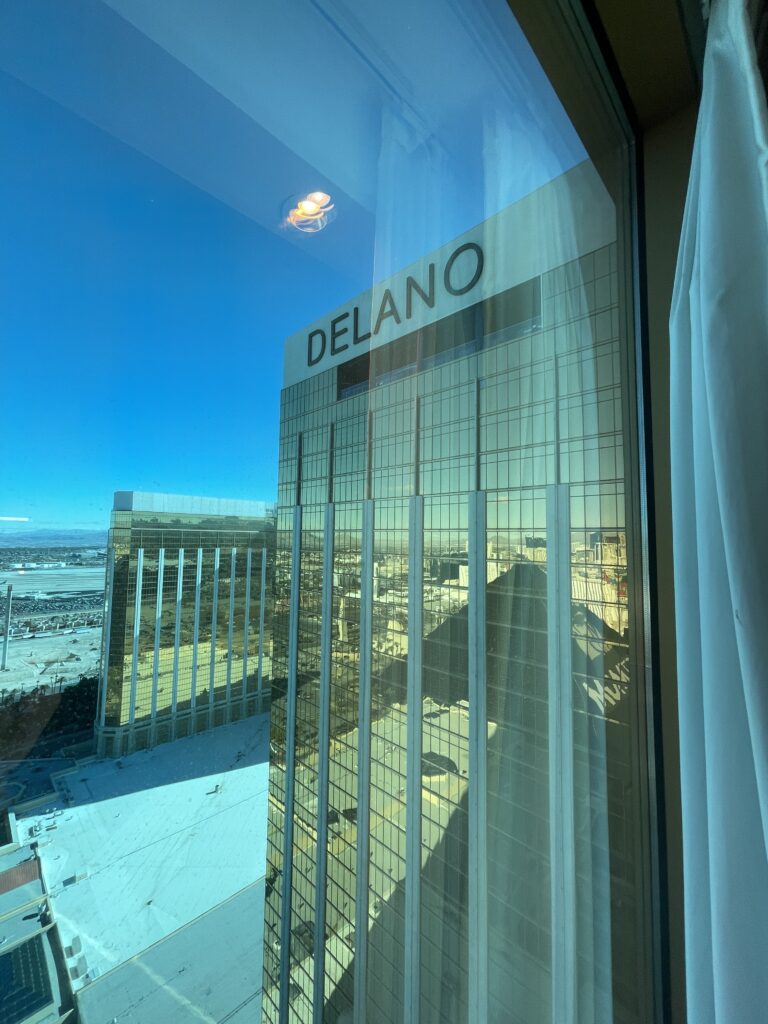 Delano Las Vegas Clean Air Oasis | Review & Video