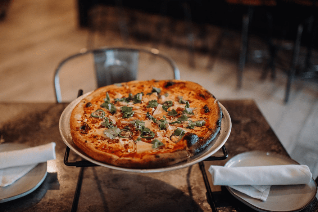7 Best Pizza Spots In Lahaina, Maui