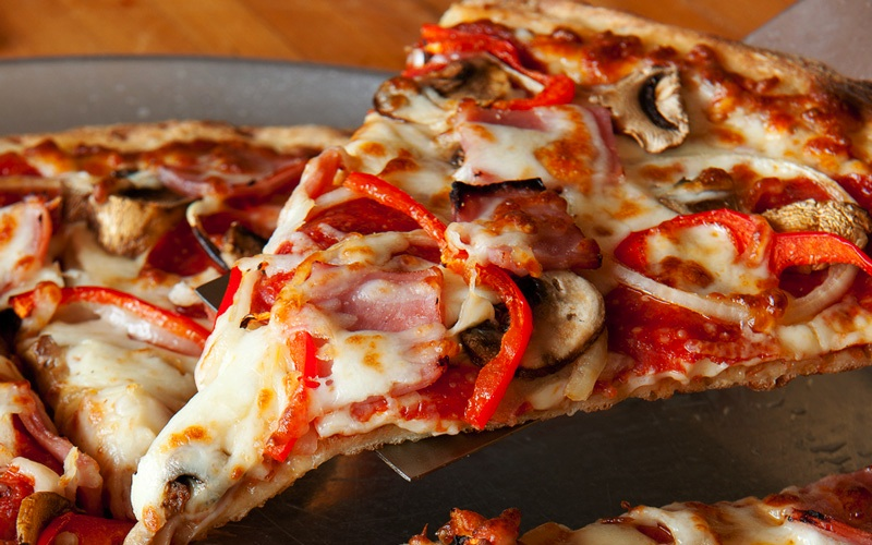 7 Best Pizza Spots In Lahaina, Maui