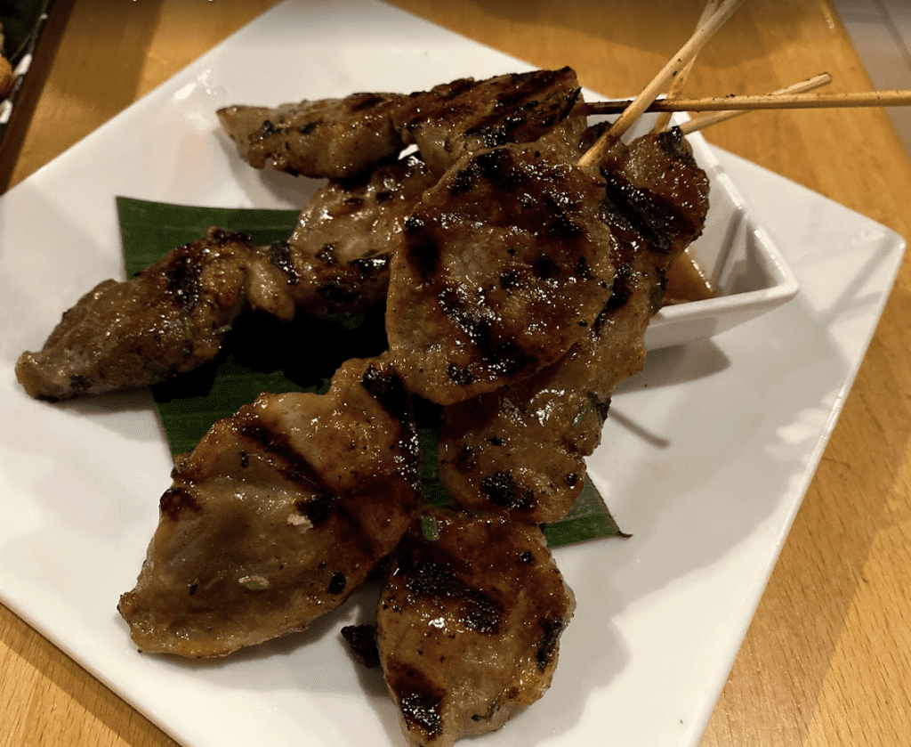 26 Best Places To Eat On Oahu, Hawaii | A Local Guide