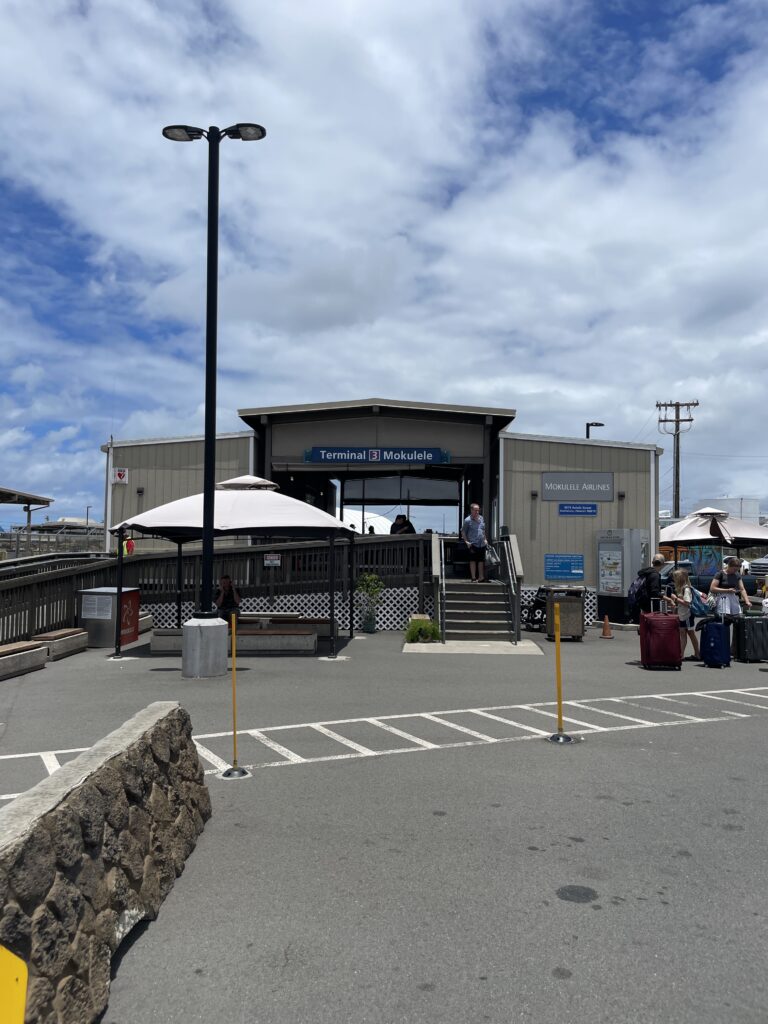 Terminal 3 for Mokulele Flight review honolulu to kapalua