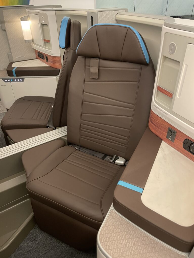 A Sneak Peek Of Hawaiian Airlines Boeing 787 Dreamliner Business Class Seats