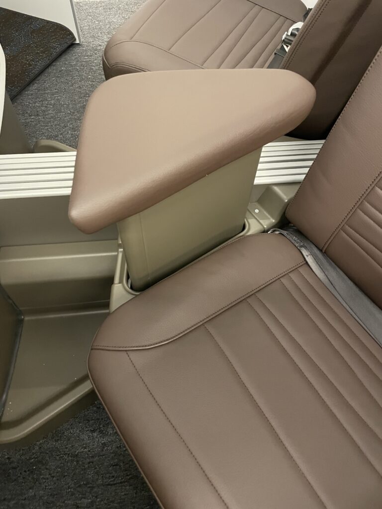 A Sneak Peek Of Hawaiian Airlines Boeing 787 Dreamliner Business Class Seats