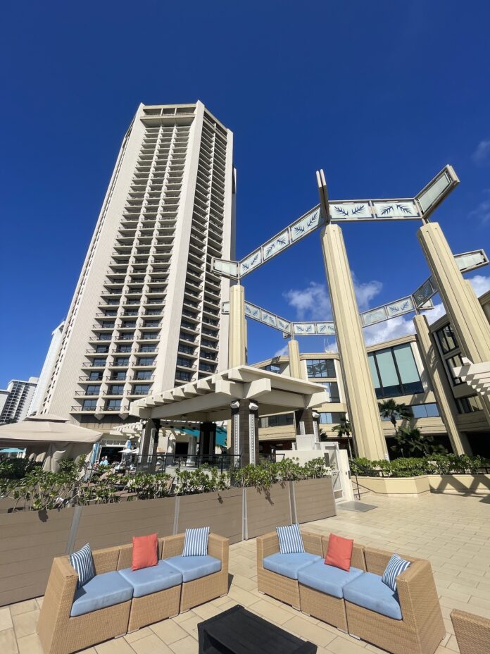 The Buffet At Hyatt Is Back In Waikiki