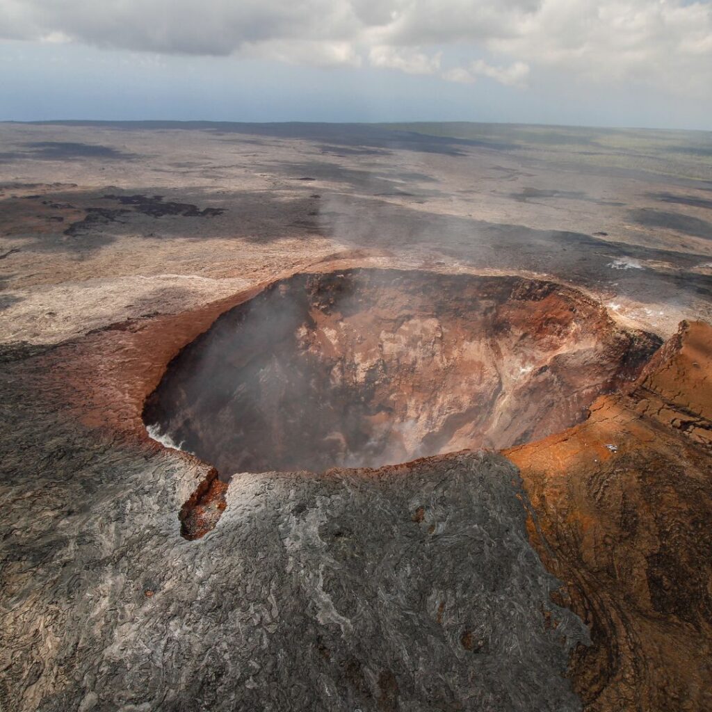 Visiting Mauna Kea and Mauna Loa are some of the best things to do on the Big Island