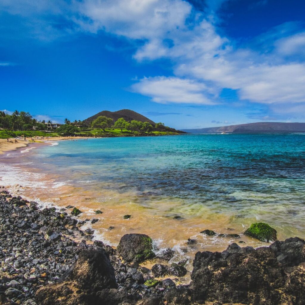 Snorkeling on Maui: The Ultimate Guide To 27 Amazing Spots