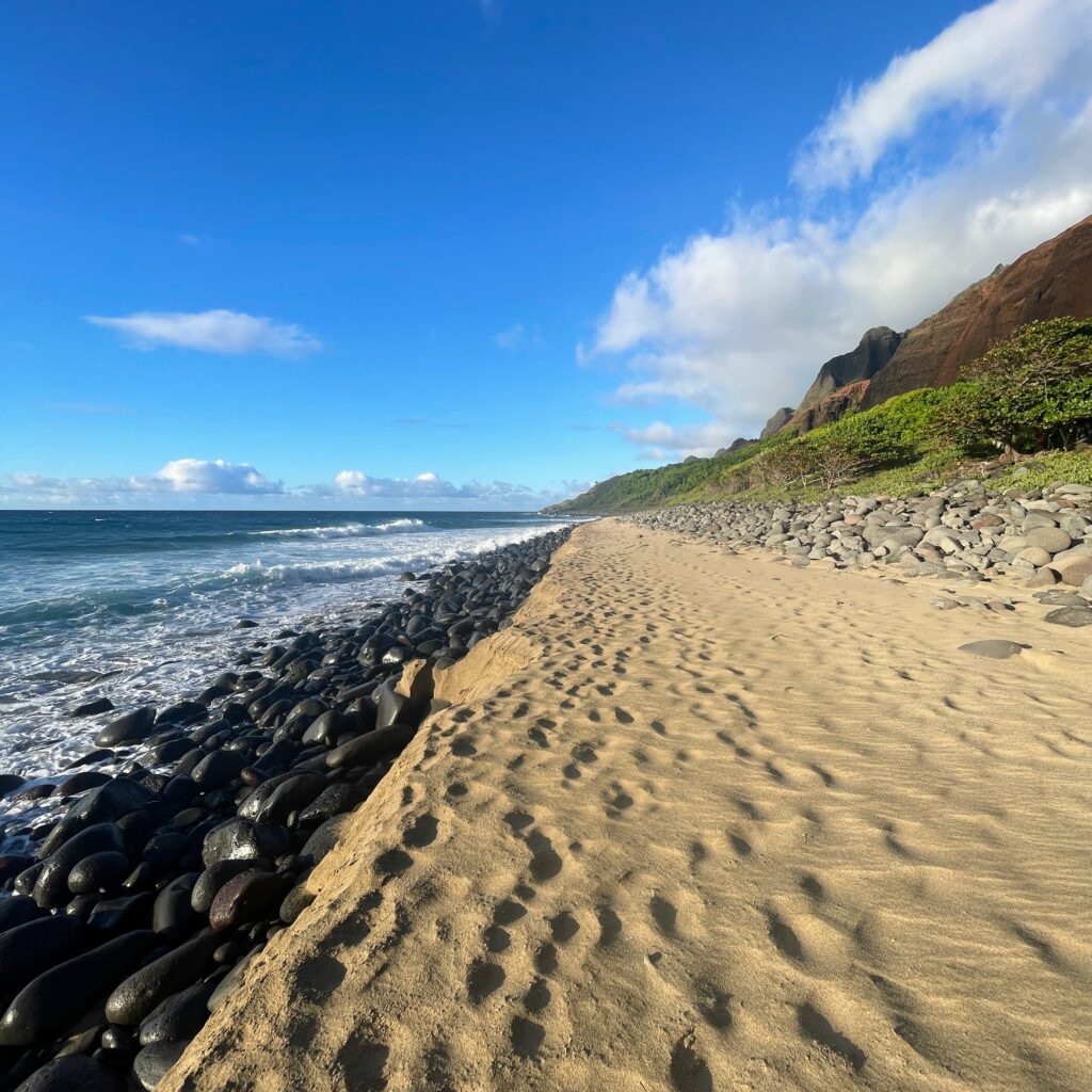 View of the beach from Kalalau Trail