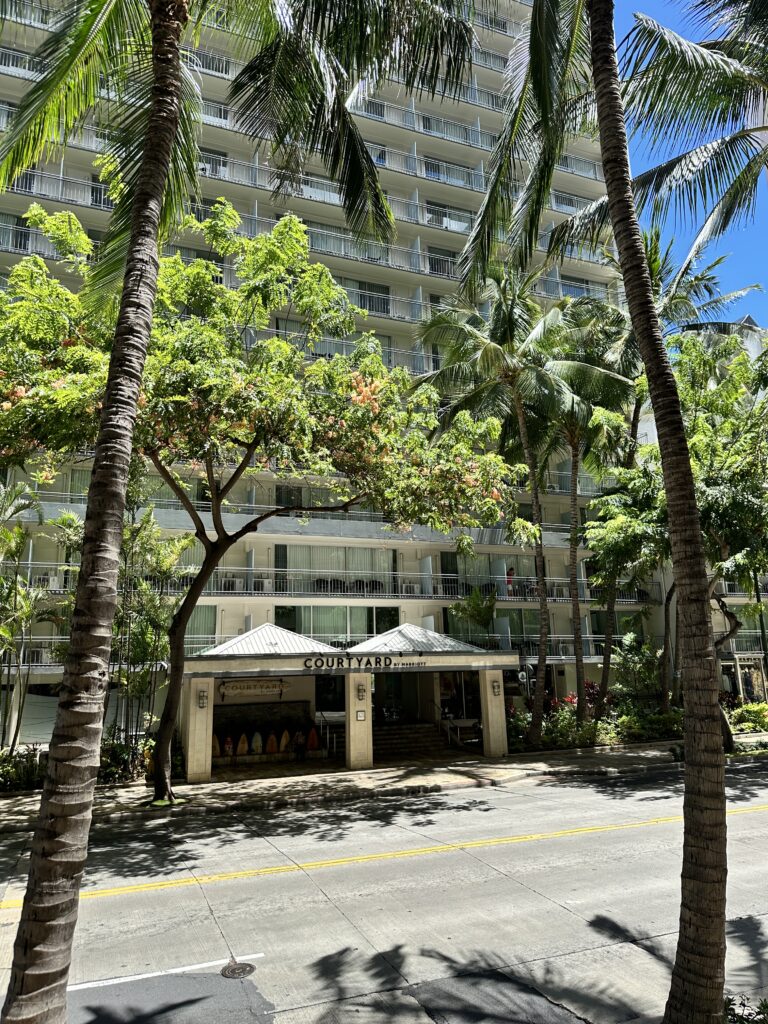 Main entrance of Courtyard by Marriott Waikiki Beach