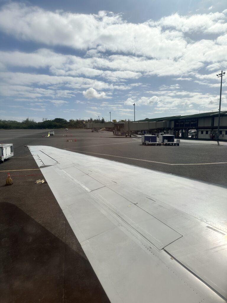 Review: Hawaiian Airlines Honolulu to Hilo | Boeing 717 | HNL-ITO