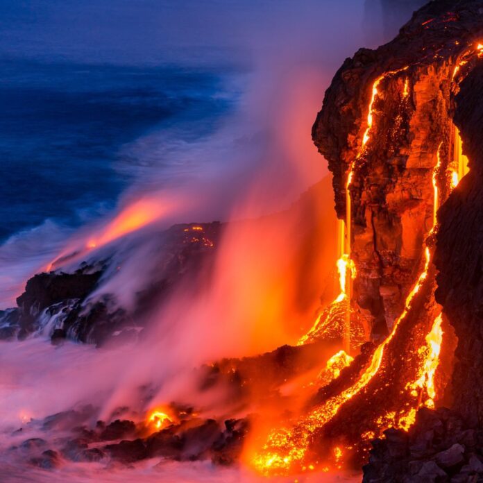 lava flowing lava into the ocean