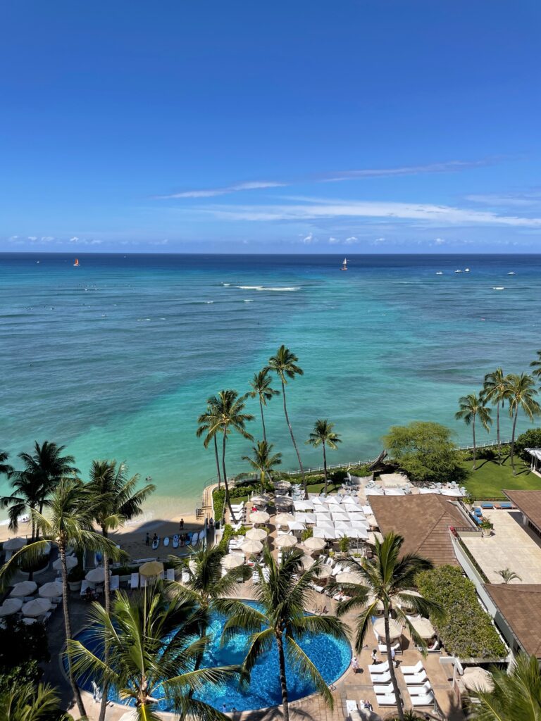 15 Best Beachfront Hotels On Oahu (2024) | Waterfront Bliss