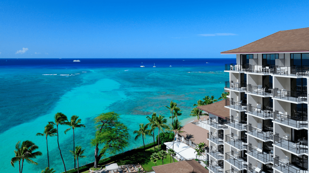 13 Best Luxury Hotels in Hawaii (2024)